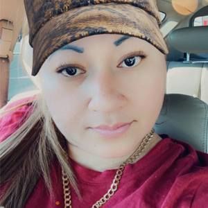 Meet your Posher, Mirna